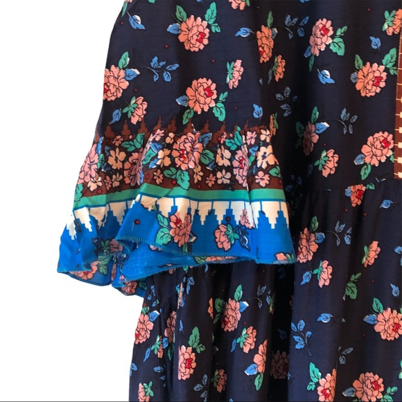 Pretty dress worn once - Picture 5 of 6